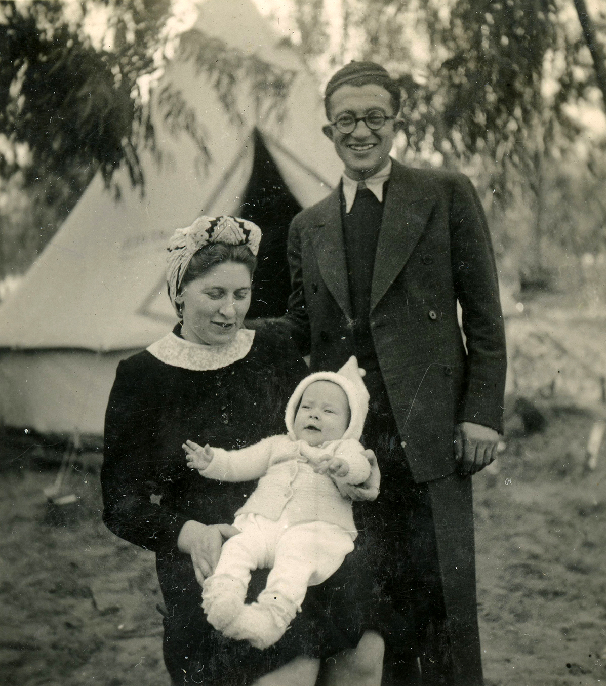  1947Uncle Shiku Aunt Sarah with Ben Zion in Nesher, Israel 