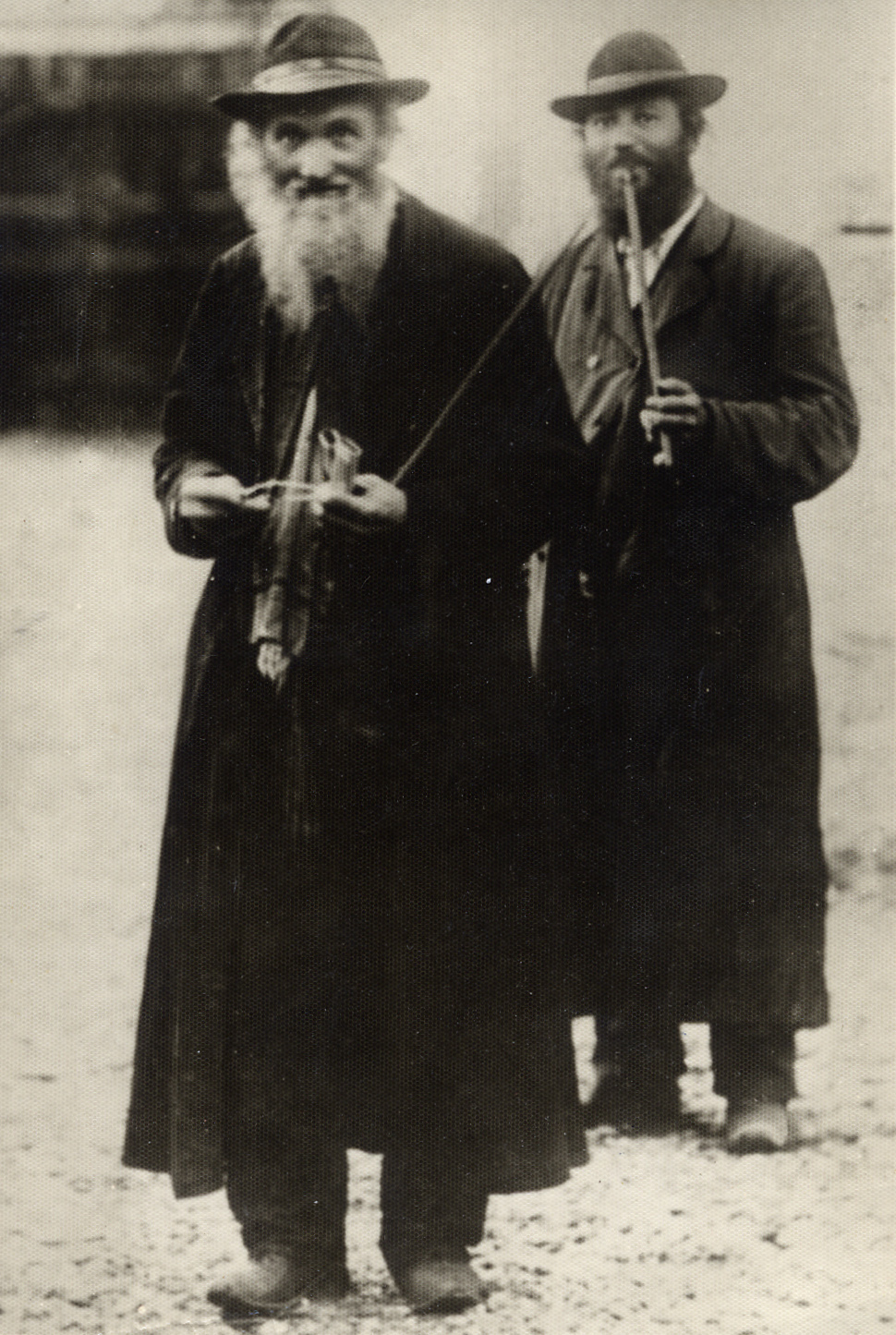  Great Grandfther Yaakov Visel with son in Eretz Yisrael 