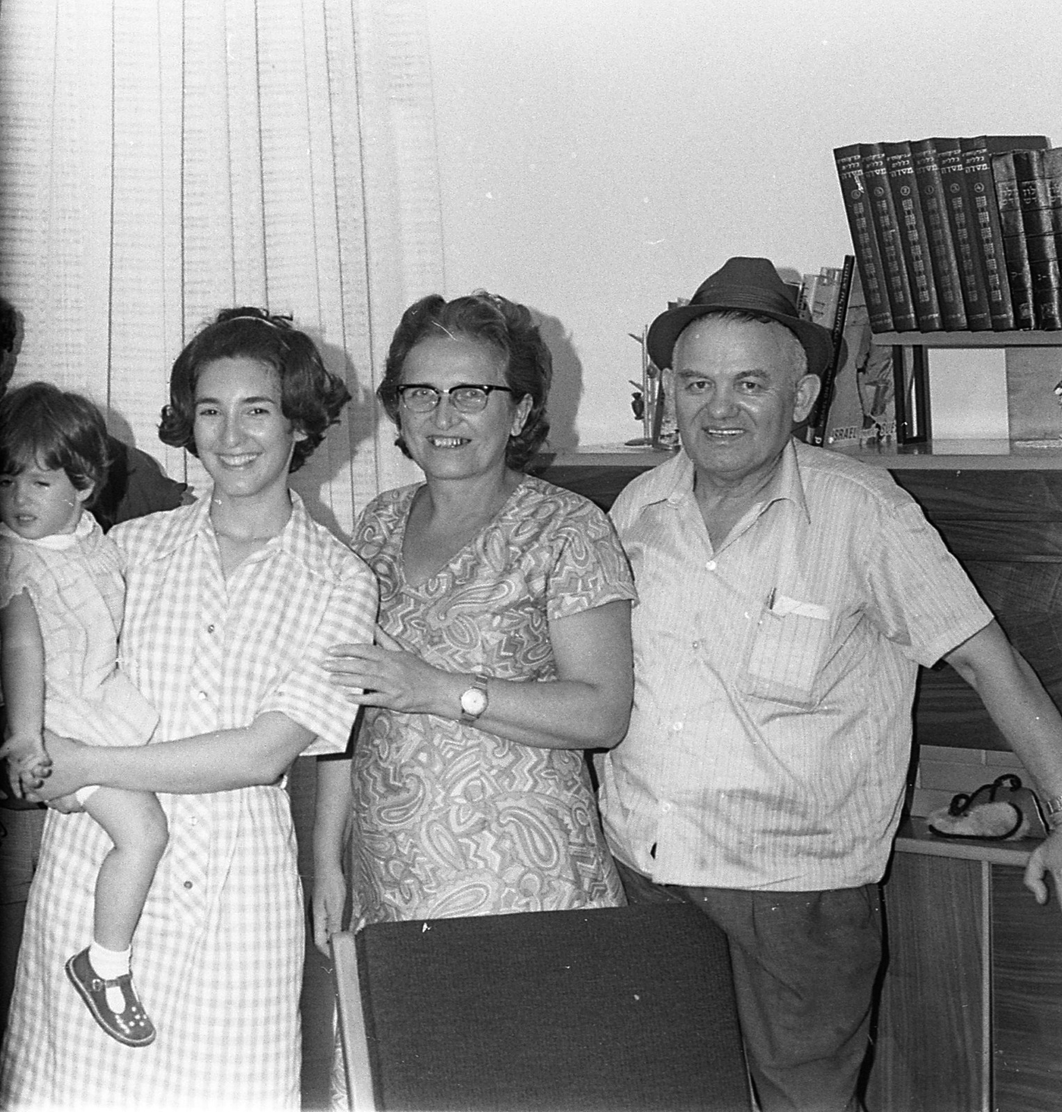  Uncle Issac and Pepi Katz, with Mattie and Daphna 1971 Haifa 